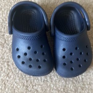Crocs size 4